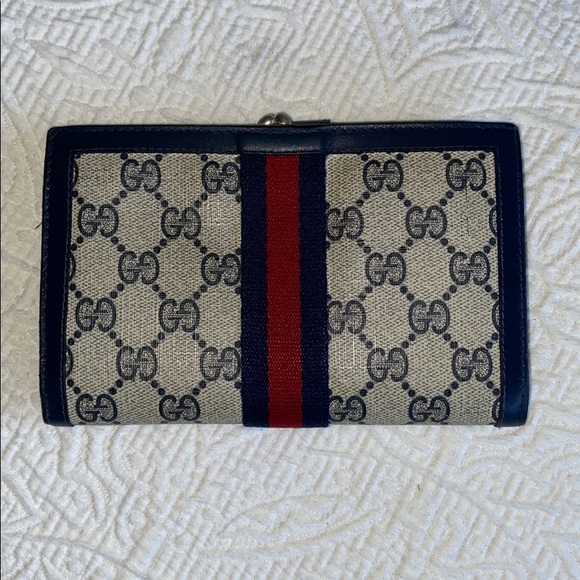 🔻Vintage Authentic Gucci Wallet - Picture 2 of 7